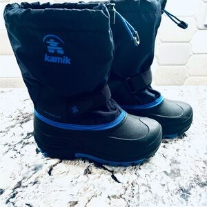 Kamik Black and Blue Waterproof Snow Boots ~ size 2